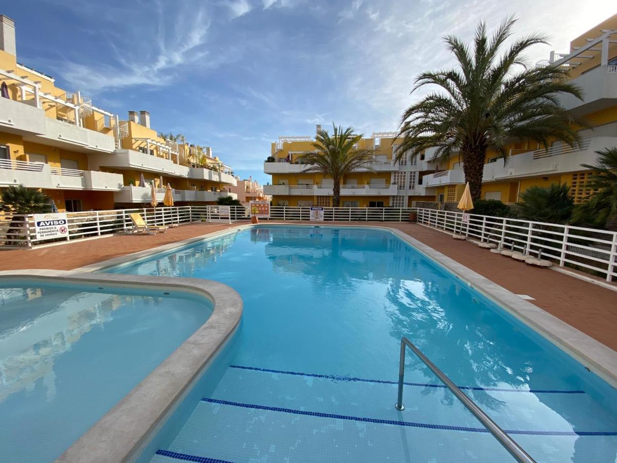 Apartamento T2 Com Piscina Em Conceicao E Cabanas De Tavira Luaran gambar